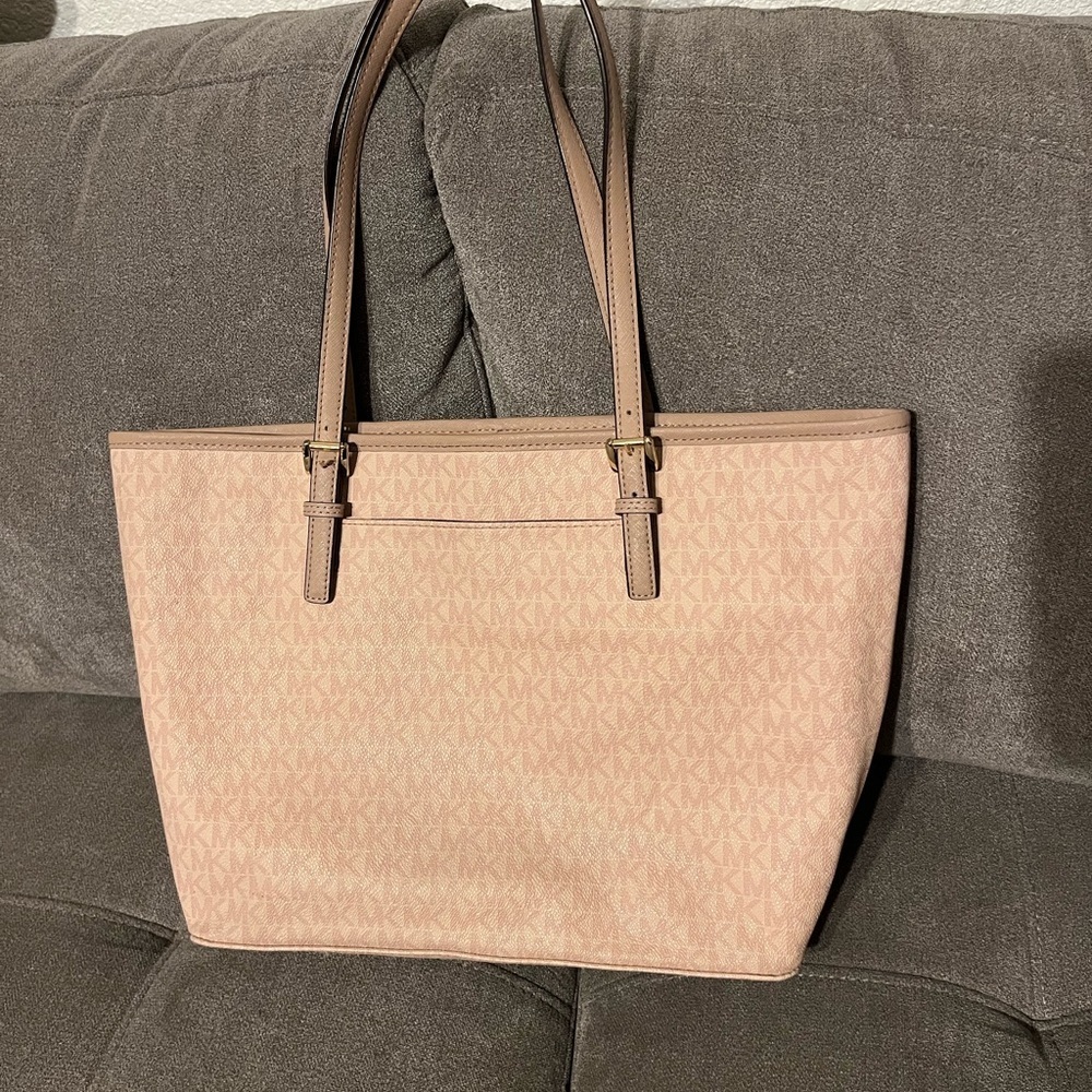 Michael Kors Beige and Gold Logo Tote used good condition